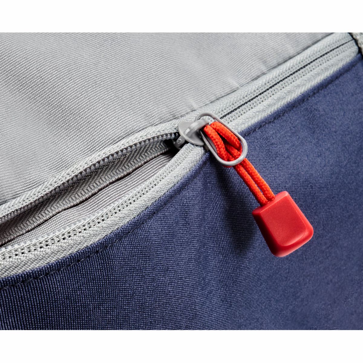 FootJoy Men Barrel Duffel
