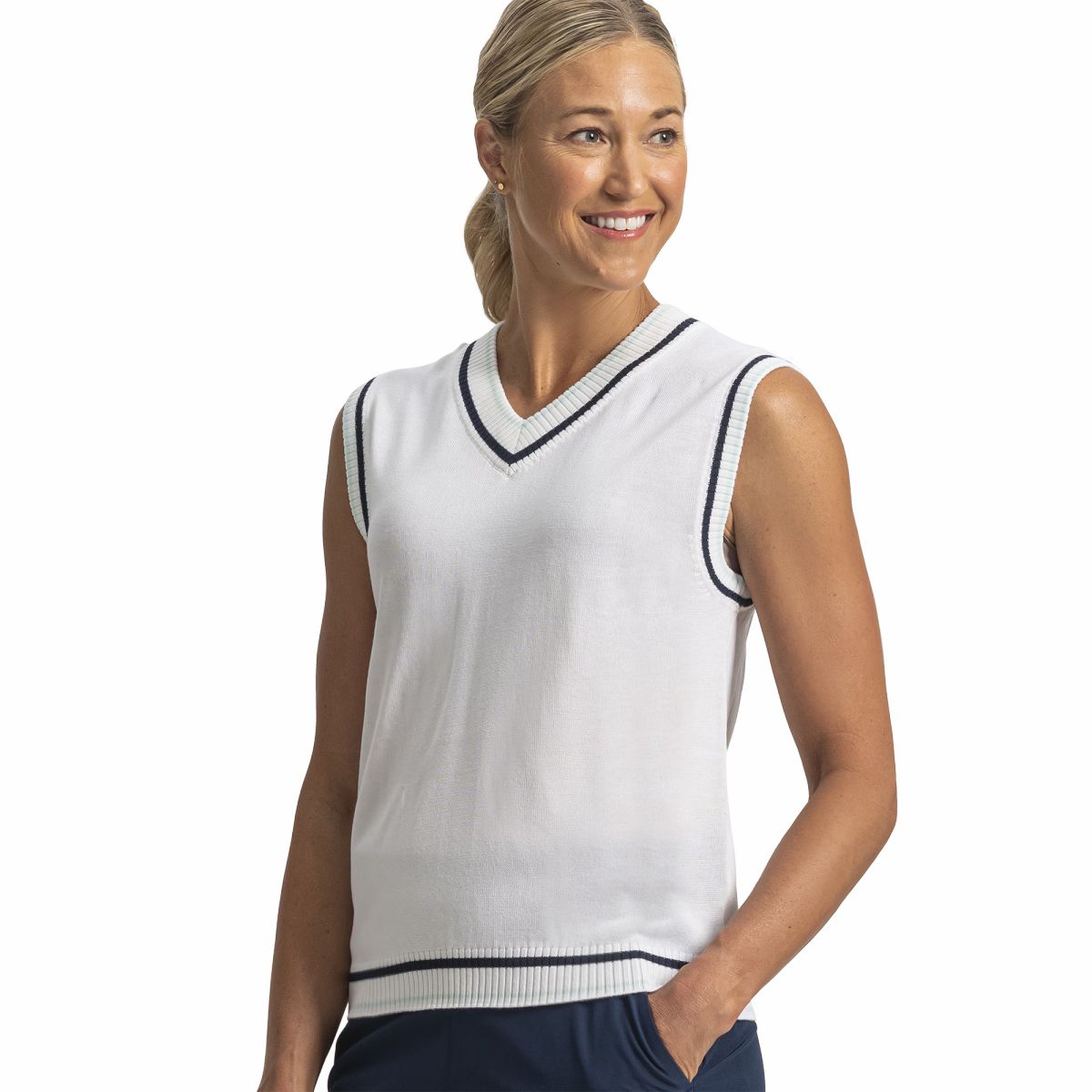 White,XS